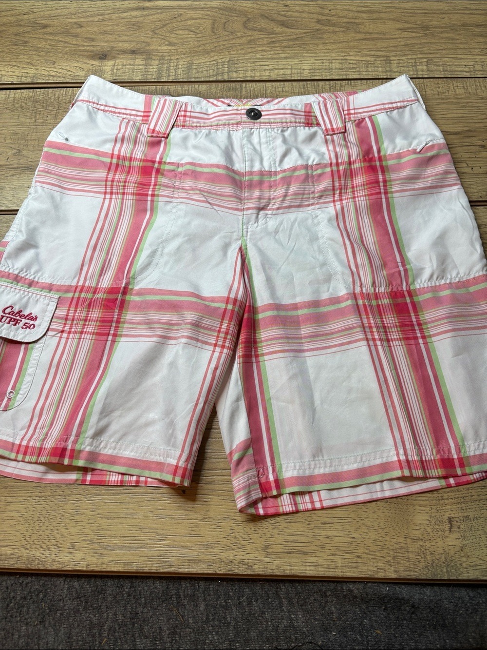 Women’s Cabela's White & Pink Plaid Bermuda Shorts Size 10 UPF50